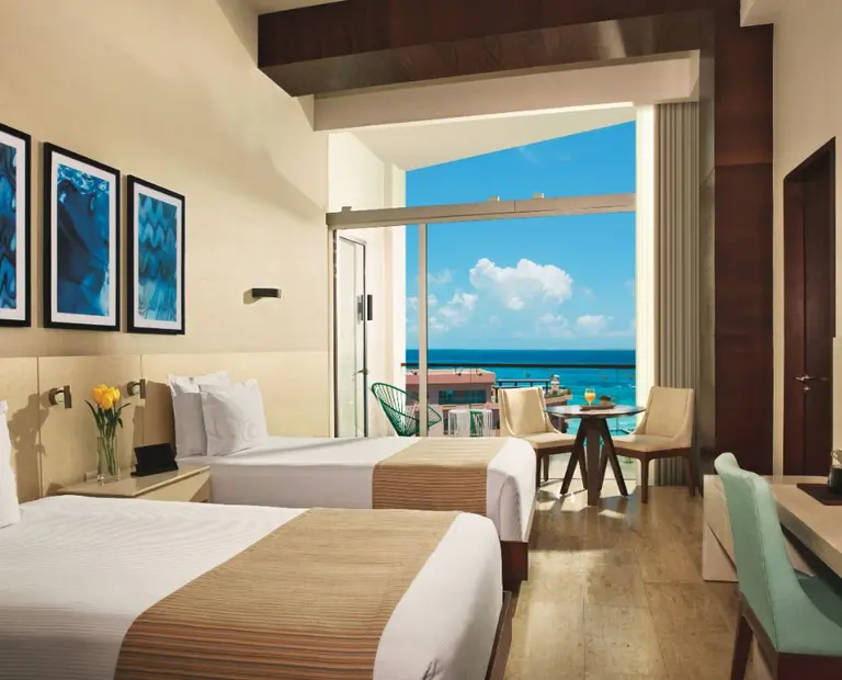 altitude-suite-grand-cancun-b