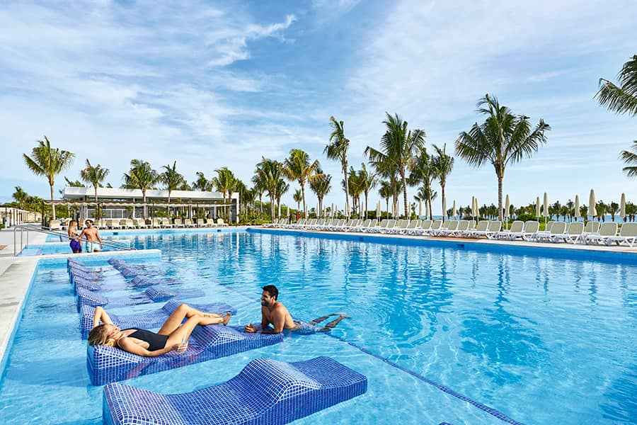 piscina-hotel-riu-dunamar-3_tcm49-191047