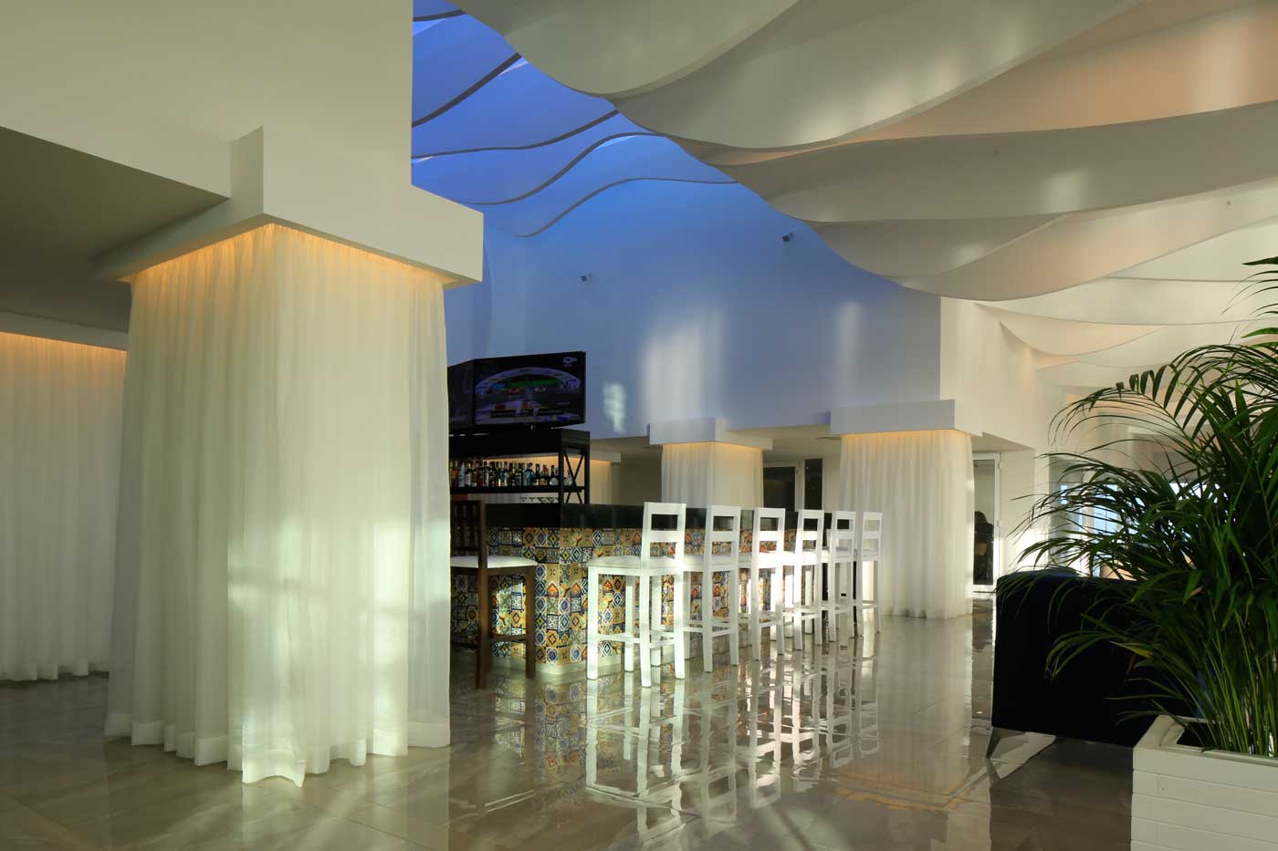 bar-lobby-hotel-oleo-playa-cancun_l